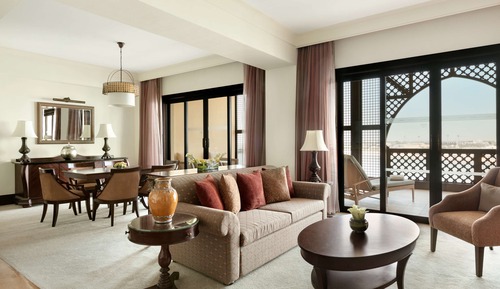 Specialty Suite King Bed