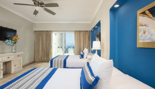 Habitación estándar, vistas parciales al mar