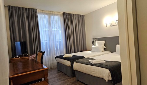 Habitación estándar con 1 cama doble o 2 individuales