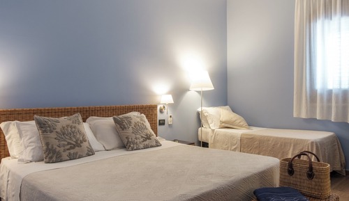 Habitación triple económica