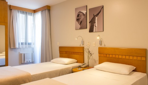 Habitación superior con 2 camas individuales