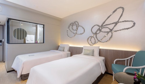 Premium Deluxe Twin Room
