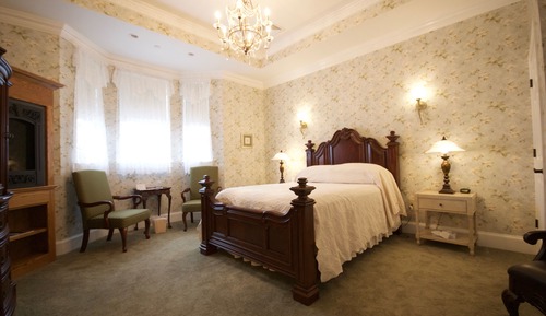 Suite, 1 cama de matrimonio, bañera de hidromasaje