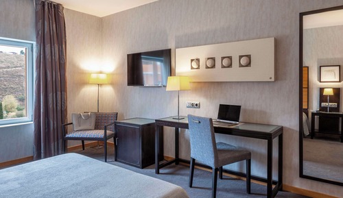 Habitación doble (with extra bed 3 Adults)