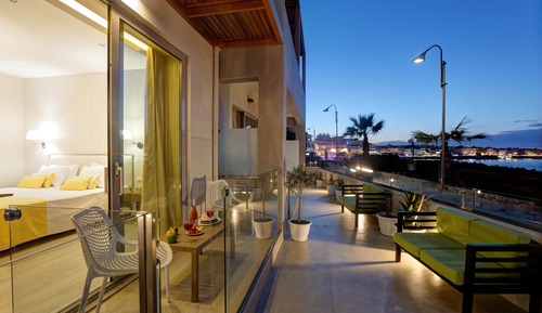 Habitación superior, vistas al mar