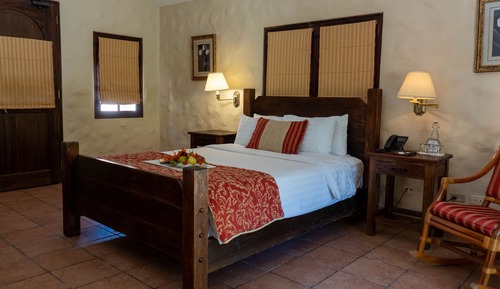 Pueblo Bungalow