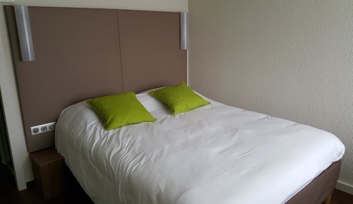 Next Generation, Habitación, 1 cama doble