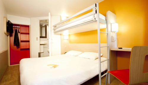 Habitación estándar, varias camas (1 Double and 1 Single bed)