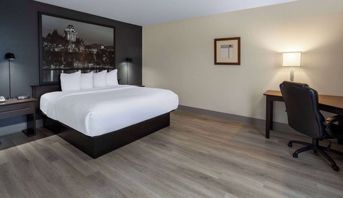 Suite, 1 cama de matrimonio grande con sofá cama, no fumadores, bañera de hidromasaje