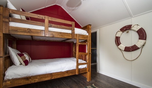 Cabaña, 3 habitaciones, 2 baños (#8)