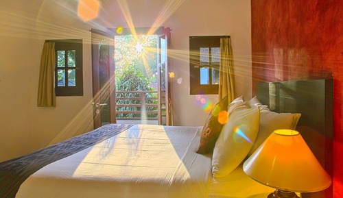 Habitación Deluxe doble, vistas a la piscina