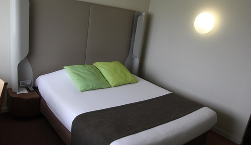 Next Generation, Habitación, 1 cama doble