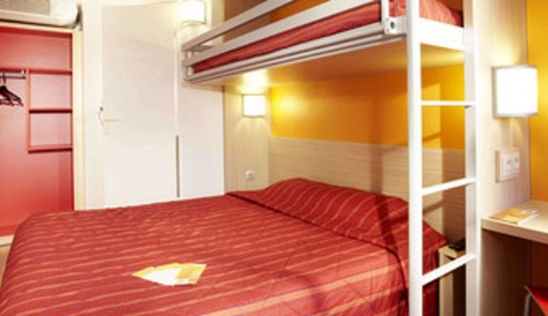 Habitación estándar, varias camas (1 Double and 1 Single bed)