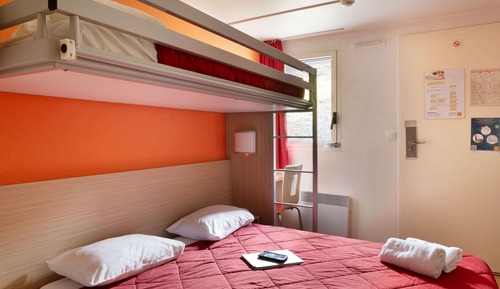 Habitación estándar, varias camas (1 Double and 1 Single bed)