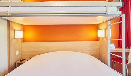Habitación estándar, varias camas (1 Double and 1 Single bed)