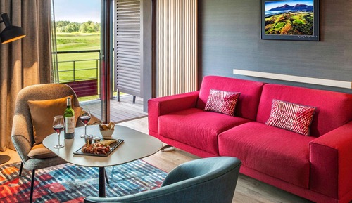 Suite, 1 cama de matrimonio grande, terraza, vistas al campo de golf