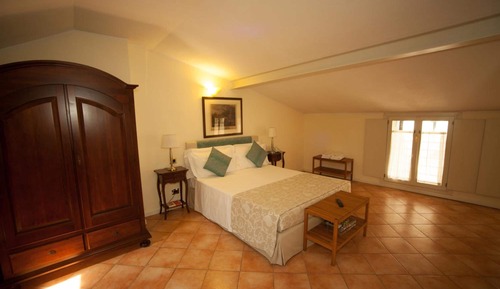 Habitación cuádruple básica