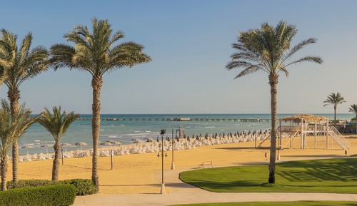 Habitación superior, vistas parciales al mar, en la zona del jardín