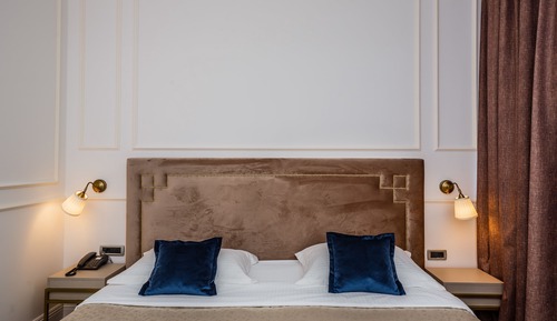 Habitación estándar con 1 cama doble o 2 individuales