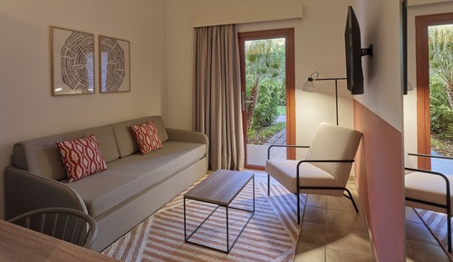 Suite estudio, vistas al jardín