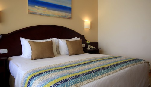 Habitación estándar, vistas parciales al mar
