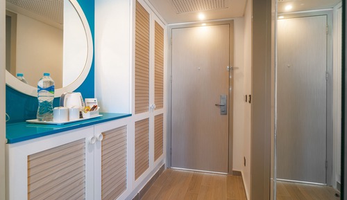 Habitación superior, vistas al jardín