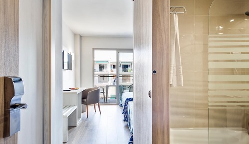 Triple Room (3 Adultos)