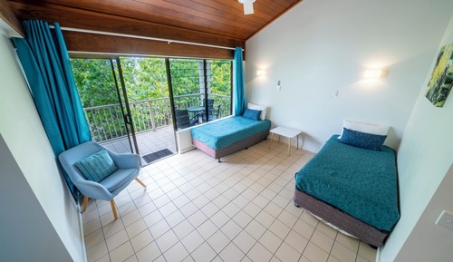 Habitación familiar (Reef Family Room)