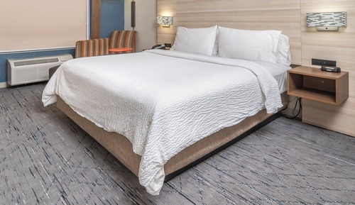 Habitación, 1 cama de matrimonio grande, accesible para personas con discapacidad (Roll-In Shower)