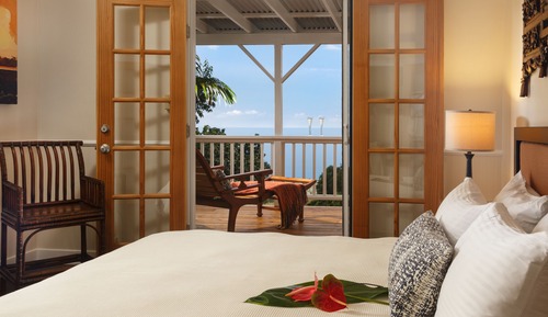 Casa de campo romántica, 1 cama de matrimonio grande, lanai, vistas al jardín