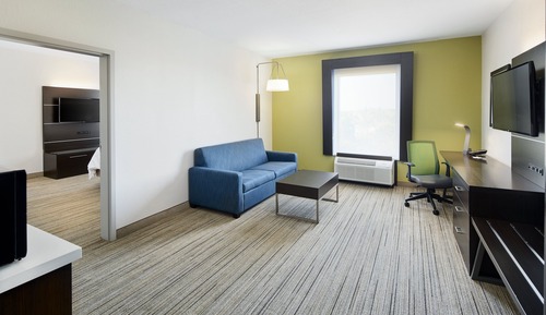 Suite, 1 cama de matrimonio grande (Comm, Mobil, Roll In Shower)