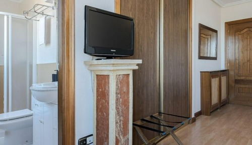 Habitación triple superior, balcón