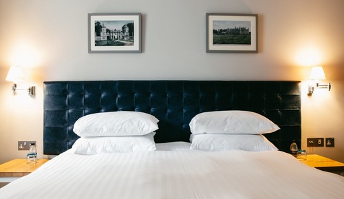 Signature Twin Room