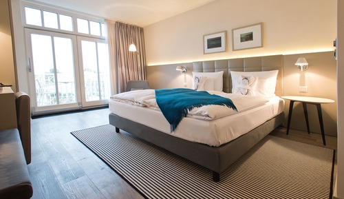 Habitación básica doble, balcón