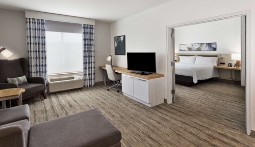 Suite, 1 cama de matrimonio grande (Hearing Accessible)