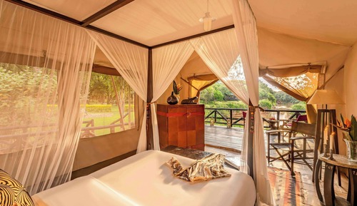 Habitación, 1 cama de matrimonio (Riverfront Tent with Queen Bed)