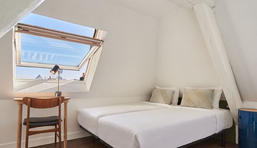 Habitación cuádruple familiar (Attic room)