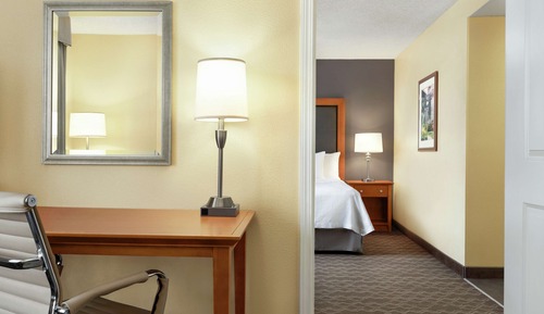 Suite, 1 cama de matrimonio grande, accesible para personas con discapacidad (Mobility/Hearing)