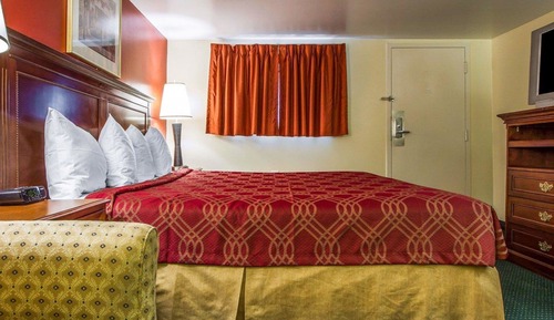 Habitación estándar, 1 cama de matrimonio grande, no fumadores, planta baja