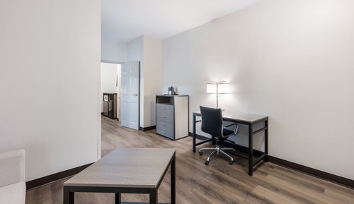 Suite, 1 cama de matrimonio grande (2 Rooms, Smoke Free)