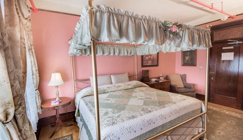 Habitación Deluxe, 1 cama de matrimonio grande (Standard King Room)
