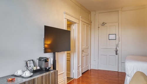 Habitación clásica, 1 cama de matrimonio, no fumadores, baño privado