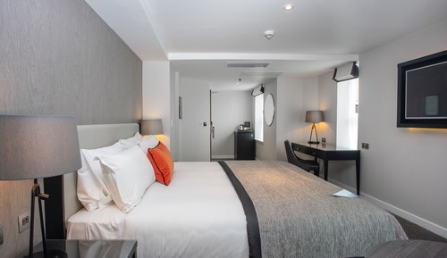 Habitación superior, 1 cama de matrimonio grande, no fumadores