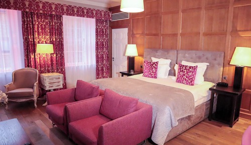 Georgian Mini Suite