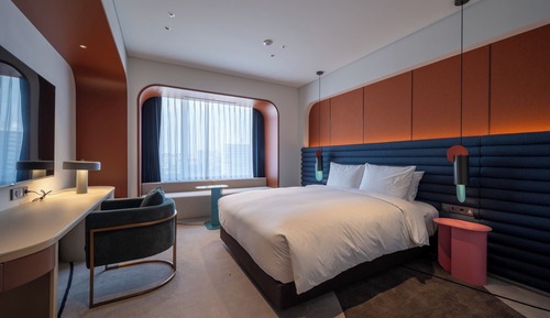 Boutique Double Room + InfinityPool + Urban Oasis Pass for 2 (Indoor Swimming pool / Sauna /Fitness)