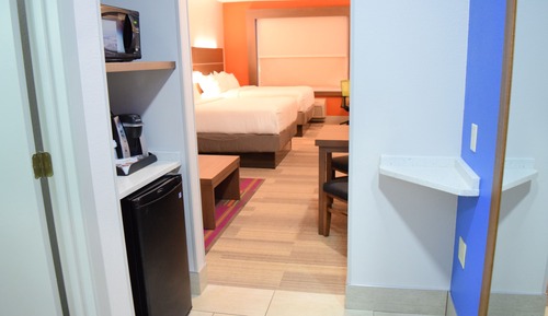 Suite, 2 camas de matrimonio (Additional Living Area)