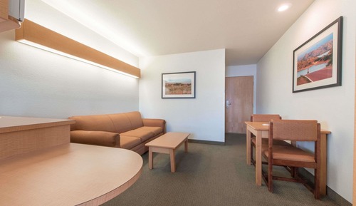 Habitación estándar, 2 camas de matrimonio, accesible para personas con discapacidad