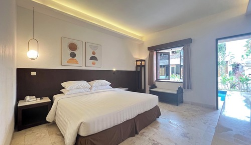 Habitación Signature con 1 cama doble o 2 individuales, acceso a la piscina
