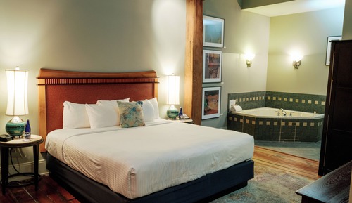 Suite, 1 cama de matrimonio grande con sofá cama, bañera de hidromasaje