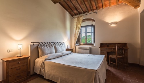 Apartamento Deluxe, 2 habitaciones, cocina, en la zona del jardín (Poiana)